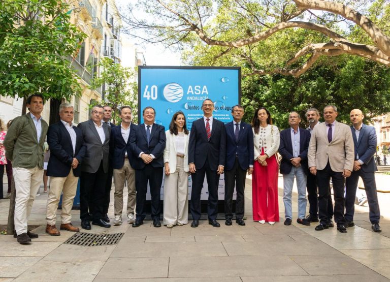 Málaga se suma al viaje del agua: se inaugura la gran exposición itinerante de ASA Andalucía por su 40º aniversario