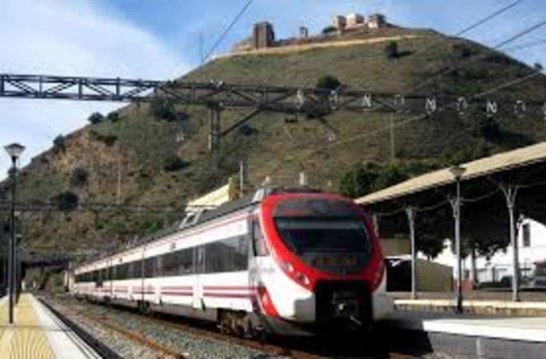 El Cercanías de Málaga a Álora estará cortado tres semanas por obras