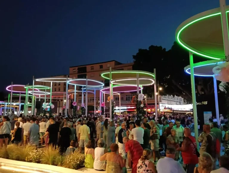 La renovada plaza de La Nogalera abre una nueva etapa para el corazón de Torremolinos