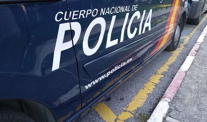 Málaga.- Sucesos.- La Policía Nacional desmantela un punto de venta de cocaína en Torremolinos y detiene a una mujer