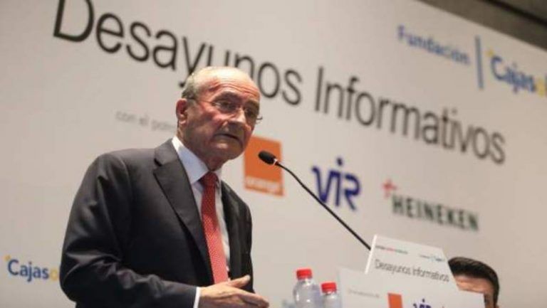 De la Torre espera que Susana Díaz se sienta «orgullosa» de la ciudad: «Noto falta de cariño para Málaga