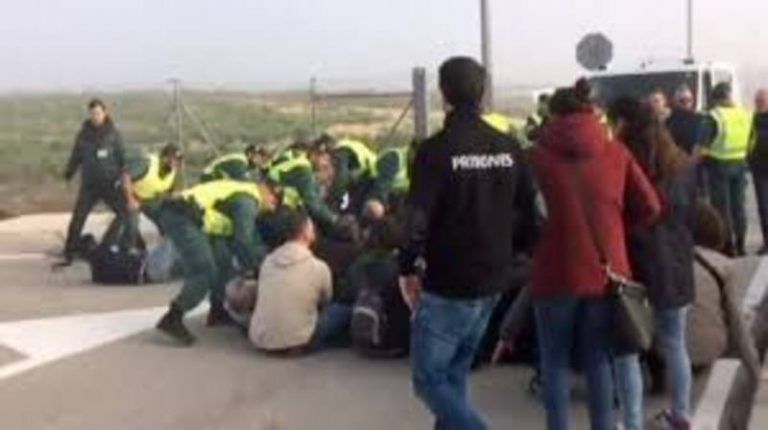 Incidentes entre la Guardia Civil y trabajadores de la cárcel de Archidona