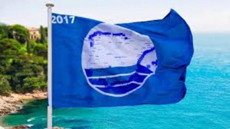 Málaga logra 47 banderas azules para playas, puertos deportivos y embarcaciones