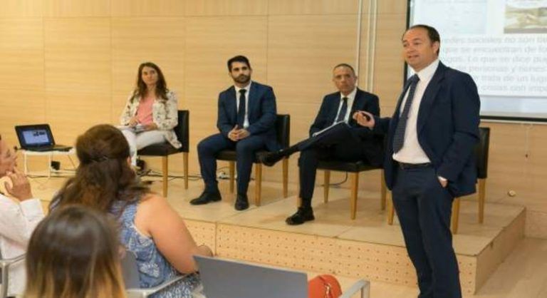 Las implicaciones jurídicas de los ‘influencers’, en el cierre de los Cursos de Verano de la UMA en Marbella